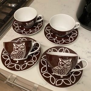 Tea/coffee cups